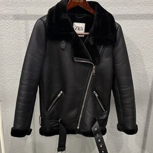 Like new Zara Faux Leather Biker Moto Jacket w Fur Funnel Neck Sz S (fits S/M)